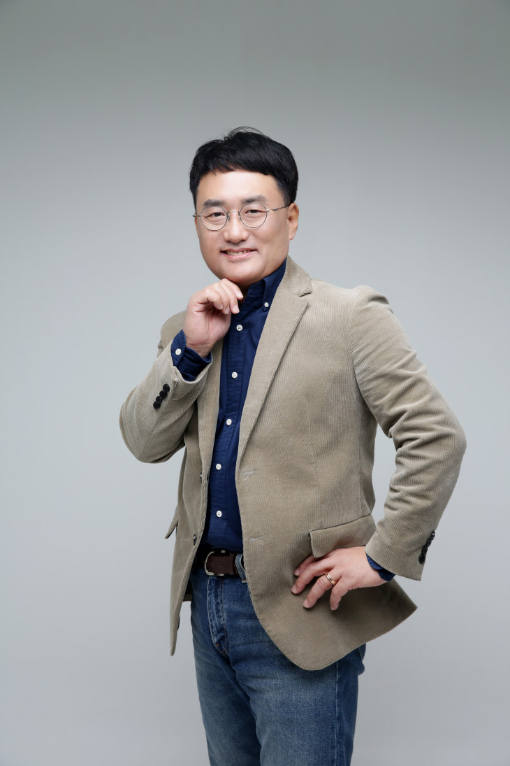 [비바100] 스타트업 사업 모델 제시… 이젠 해외 진출까지 돕죠